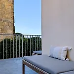 Vakantiehuis House In Idyllic Village Between Vineyards And Sea *